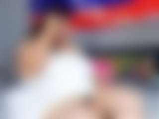 Live cam show with Charlotte-curvy - Red Hair Middle Aged on luckytryst.com