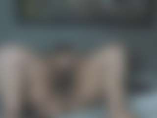 Live cam show with Charlotte-curvy - Moaning on Hubzter Live