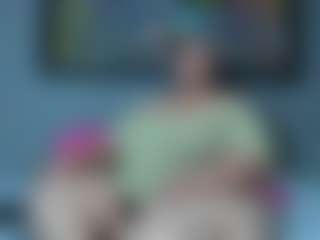 Live cam show with Charlotte-curvy - Red Hair Middle Aged on sexylivex.com