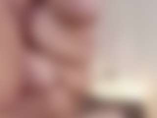 Live cam show with Charlotte-curvy - Red Hair MILF on hotwifechat.live