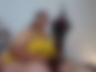 Live cam show with Charlotte-curvy - Tittyfuck on Dolls Live
