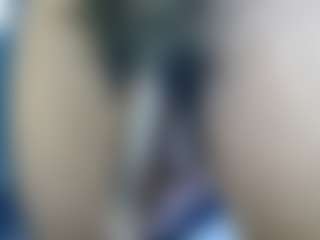 Live cam show with Dick-herr7 - Black Hair on AdultVida.com