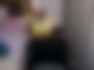 Live cam show with Effullia - Submissive on Adult Interactions