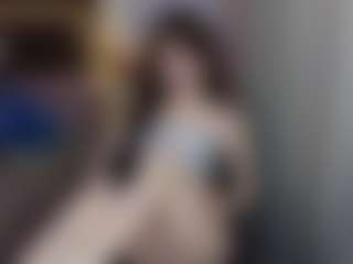 Live cam show with Effullia - Twerk on CamwithHer