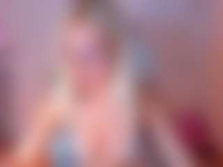 Live cam show with blonde-yen - Tittyfuck on Milfs Live