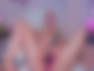 Live cam show with blonde-yen - Moaning on Camsoda