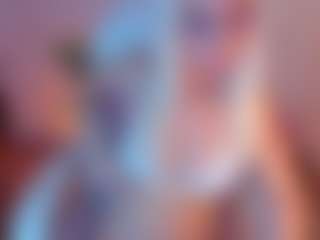 Live cam show with blonde-yen - Ride on CamClone