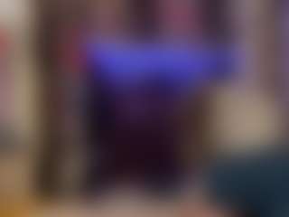 Live cam show with Maxxx Cummings - Bear on chickslive.net