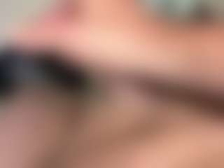 Live cam show with Maxxx Cummings - American on Camsoda