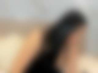 Tiffany-Jhas MILF webcam performer live streaming