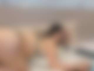 Tiffany-Jhas MILF webcam performer live streaming