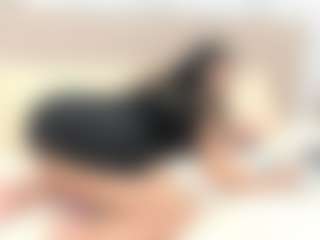 Tiffany-Jhas MILF webcam performer live streaming