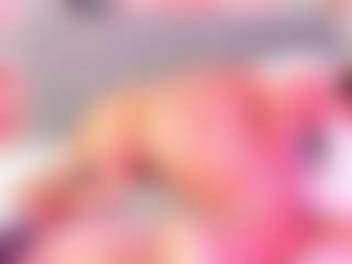 Spettacolo in cam dal vivo con Valery-Trans - Anal Toys su Camsoda