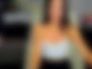 AngelinaClark MILF webcam performer live streaming