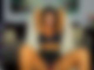 AngelinaClark MILF webcam performer live streaming