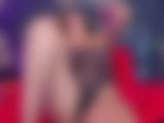 Live cam show with Eka-Urda - MILF on live18s.com