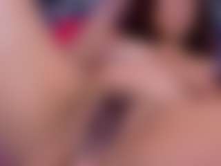Live cam show with Eka-Urda - Middle Aged on CamwithHer