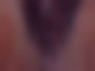 Eka-Urda MILF webcam performer live streaming