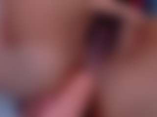 Live cam show with Eka-Urda - Hot on xDating