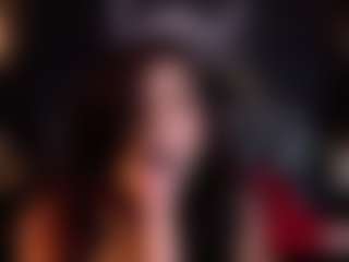 Eka-Urda MILF webcam performer live streaming