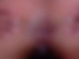 Live cam show with Eka-Urda - Fingering MILF on chickslive.net