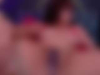 Live cam show with Eka-Urda - Public MILF on infinitiblacc.com