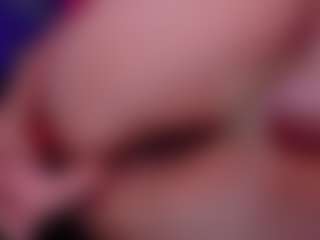 Live cam show with Eka-Urda - Public Mature on luckytryst.com