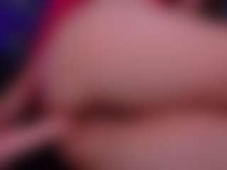 Live cam show with Eka-Urda - Small Tits on Fit Hotties