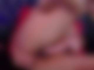 Live cam show with Eka-Urda - Public Mature on xDating
