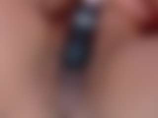 Live cam show with Eka-Urda - Dildo Brown Hair on SpunkLive