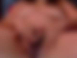 Eka-Urda MILF webcam performer live streaming