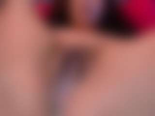 Live cam show with Eka-Urda - Anal MILF on Dare Cams