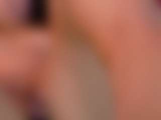 Live cam show with Eka-Urda - Small Tits Mature on SquirtSoMuch