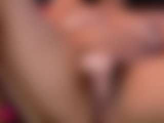 Live cam show with Eka-Urda - Amateur MILF on Camsoda