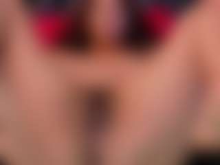 Live cam show with Eka-Urda - Brown Hair on Cam Slut