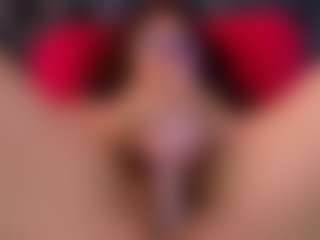 Live cam show with Eka-Urda - Latina Mature on Uber Horny | colombia