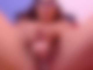 Live cam show with Eka-Urda - Middle Aged on Free Soda