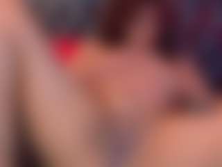 Live cam show with Eka-Urda - Mature on madthumbs