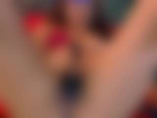 Live cam show with Eka-Urda - Middle Aged on Camsoda