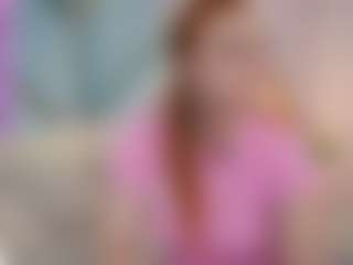 Live cam show with LovelyyBell - Blue Eyes on livesuperchat.net