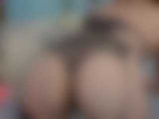 Live cam show with LovelyyBell - Thin on googirlz