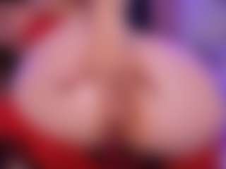 Live cam show with MeliissaAdams - New Brown Eyes on Camversity