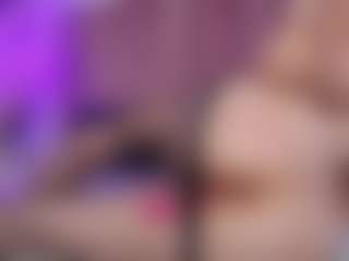 Live cam show with MeliissaAdams - Little on Camsoda