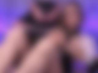 Live cam show with MeliissaAdams - Striptease MILF on Fling VIP Chat
