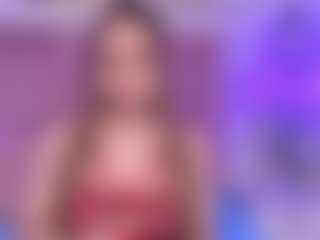 Spettacolo in cam dal vivo con MeliissaAdams - Double Penetration su Camsoda