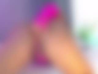 Live cam show with rouxe-lee - Ebony on Camsoda | colombia