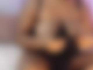 Live cam show with rouxe-lee - Ebony on Camsoda | colombia