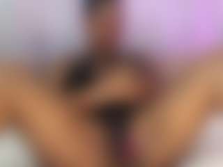 Live cam show with rouxe-lee - Ebony on Hubzter Live | colombia