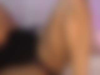 Live cam show with rouxe-lee - Ebony on Camsoda | colombia