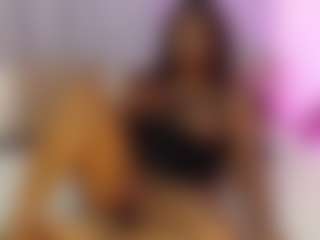 Live cam show with rouxe-lee - Ebony on madthumbs | colombia